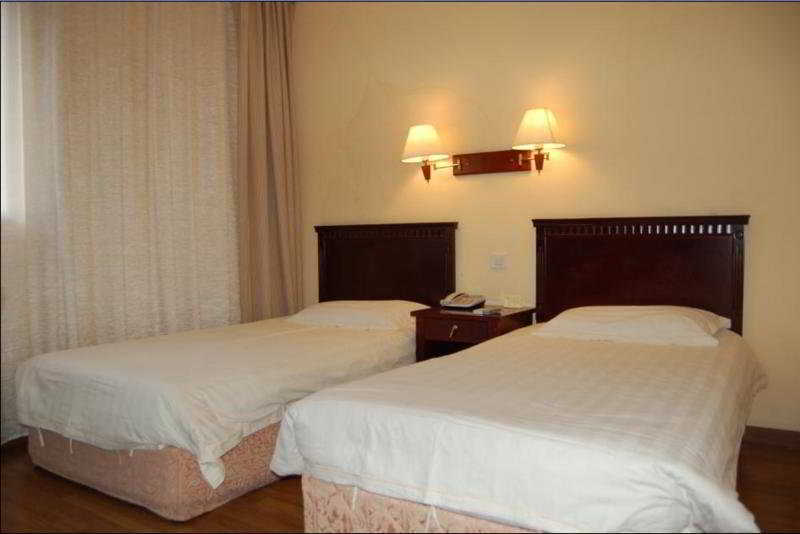 Lakeside Holiday Inn Shanghai Exterior foto